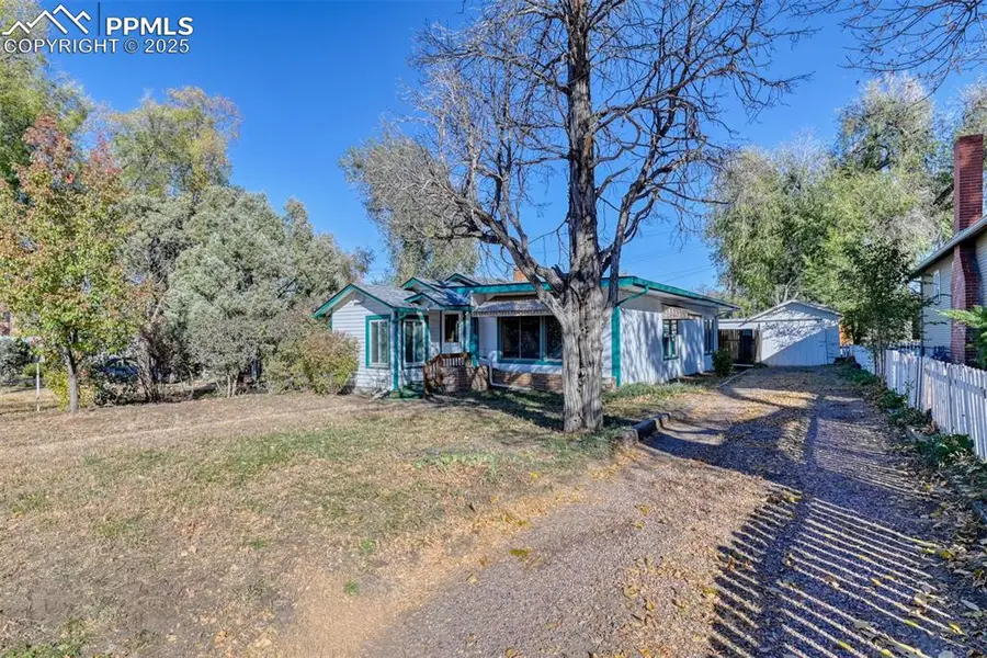 27 Bonfoy Avenue, Colorado Springs, CO 80909 - #3