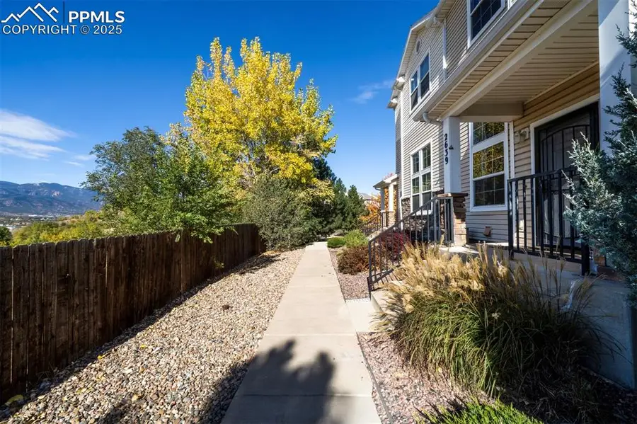 2639 Stonecrop Ridge Grove, Colorado Springs, CO 80910 - Image #3