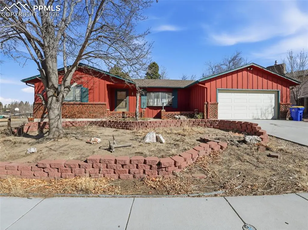 1186 Applewood Drive, Colorado Springs, CO 80907 - #1