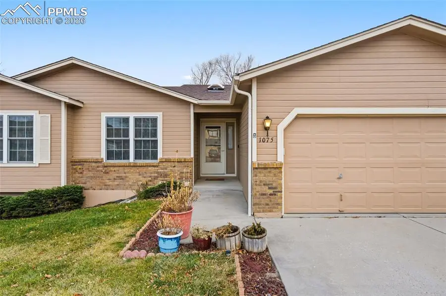 1075 Harbourne Street, Colorado Springs, CO 80911 - #3