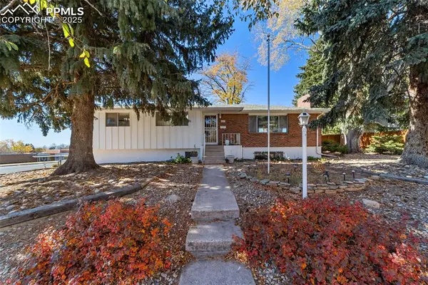 2302 Kent Lane, Colorado Springs, CO 80909