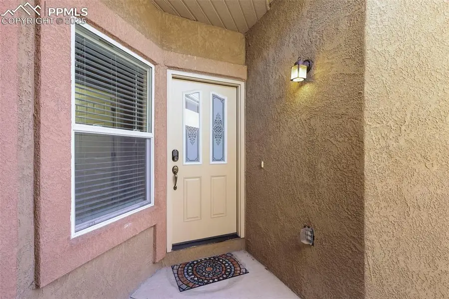 5823 New Crossings Point, Colorado Springs, CO 80918 - Image #3