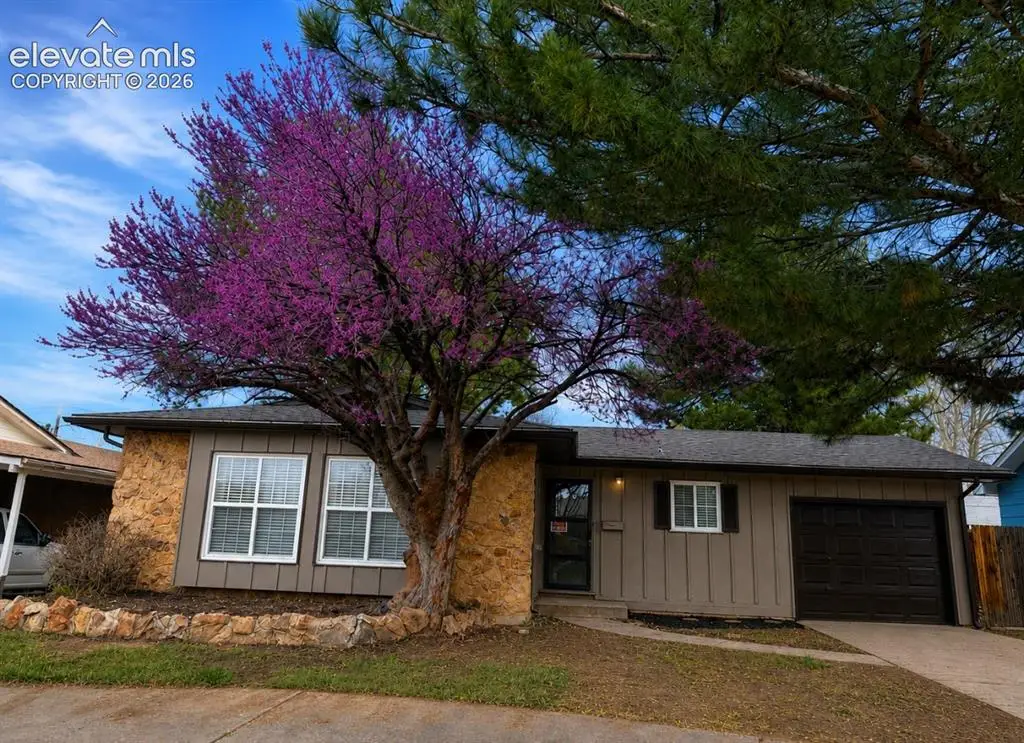1818 Maplewood Drive, Pueblo, CO 81005 - #1