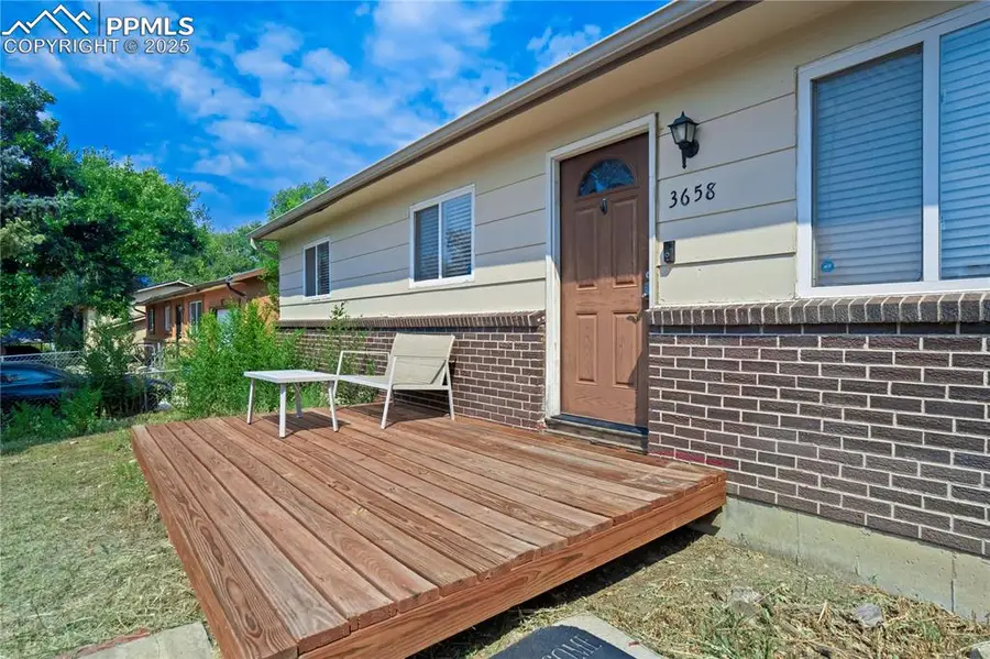 3658 Darkwood Place, Colorado Springs, CO 80910 - #3