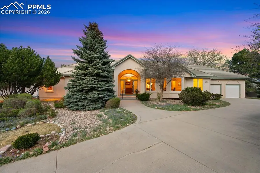3735 Cumulus View, Colorado Springs, CO 80904 - #3