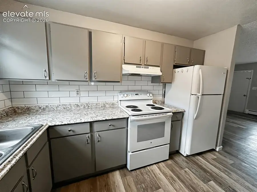 2112 Friendship Place, Colorado Springs, CO 80904 - #2