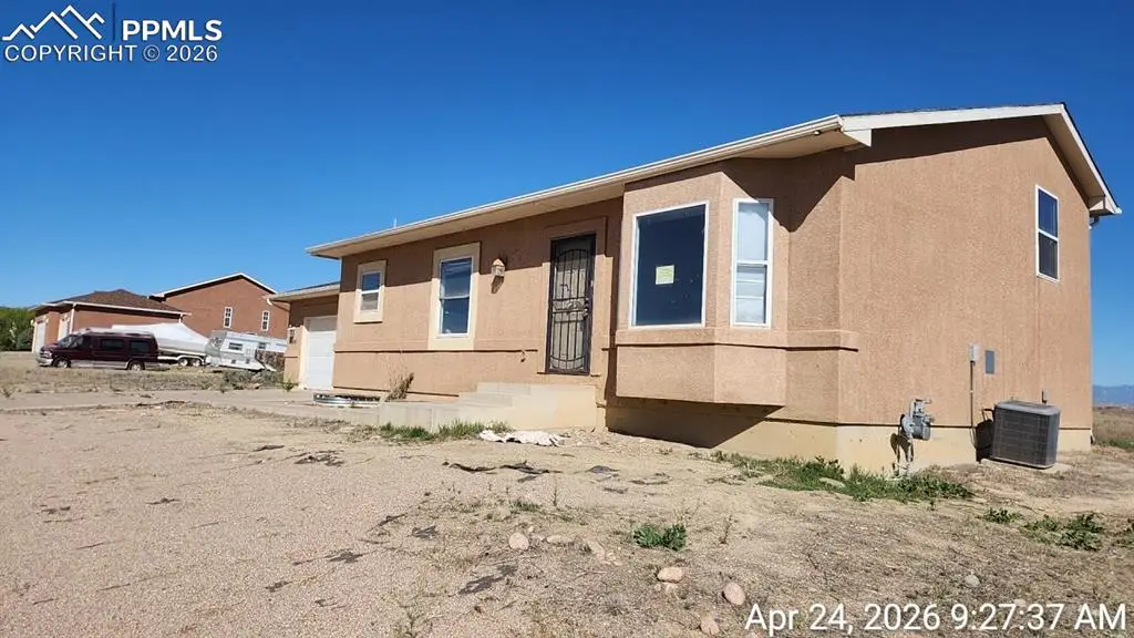 1695 E Buffalo Lane, Pueblo, CO 81007 - #1