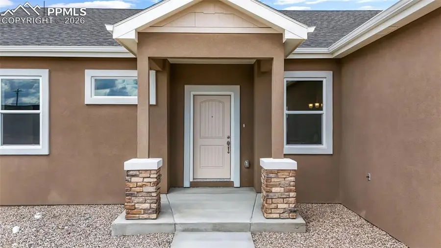 729 E Campbell Lane, Pueblo West, CO 81007 - #2