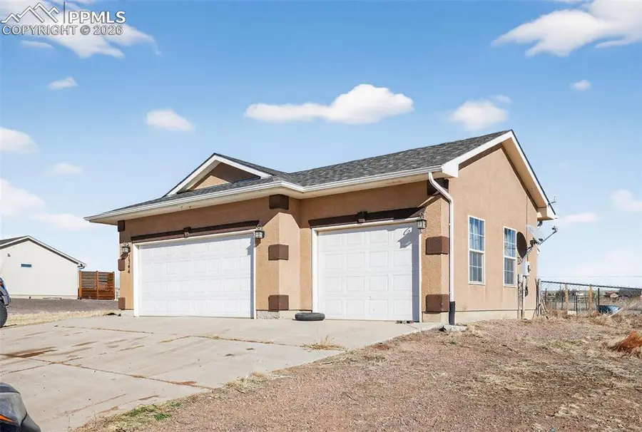 1344 N Blazing Star Lane, Pueblo, CO 81007 - Image #2