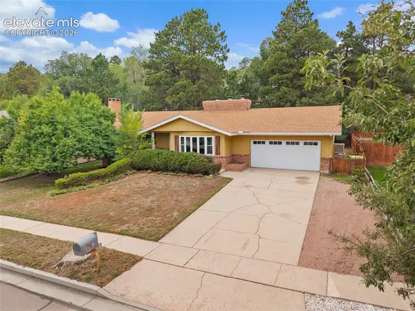 2728 Flintridge Drive, Colorado Springs, CO 80918