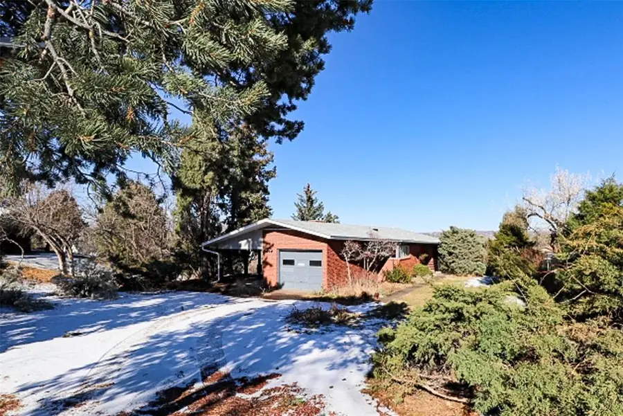 202 Stratmoor Drive, Colorado Springs, CO 80906 - Image #2
