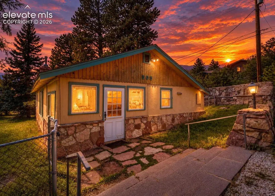 505 E Gunnison Avenue, Woodland Park, CO 80863 - #2