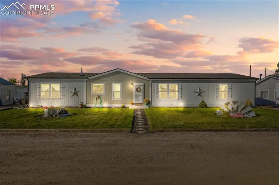 329 4th Avenue, Deer Trail, CO 80105 - Image #2