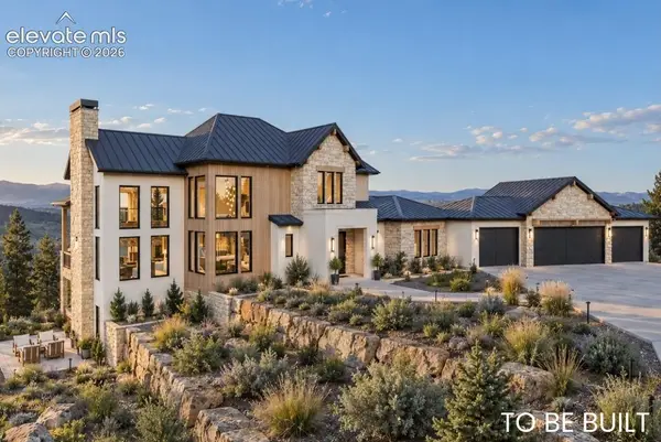 1904 Vine Cliff Heights, Colorado Springs, CO 80921