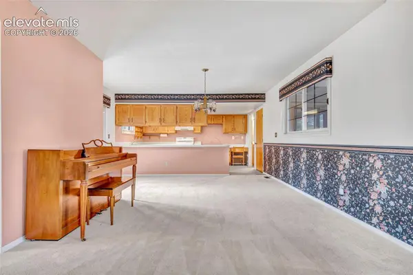 1405 Vondelpark Drive, Colorado Springs, CO 80907