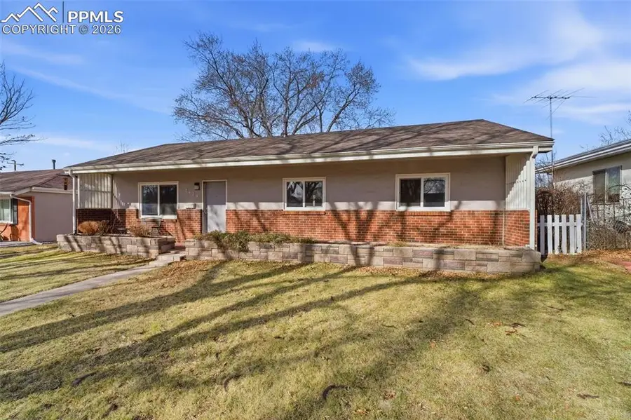 2424 Farragut Avenue, Colorado Springs, CO 80907 - #2