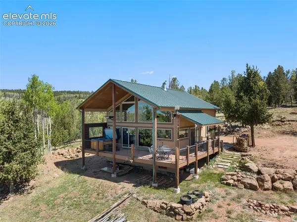 621 School House Hollow, Victor, CO 80860