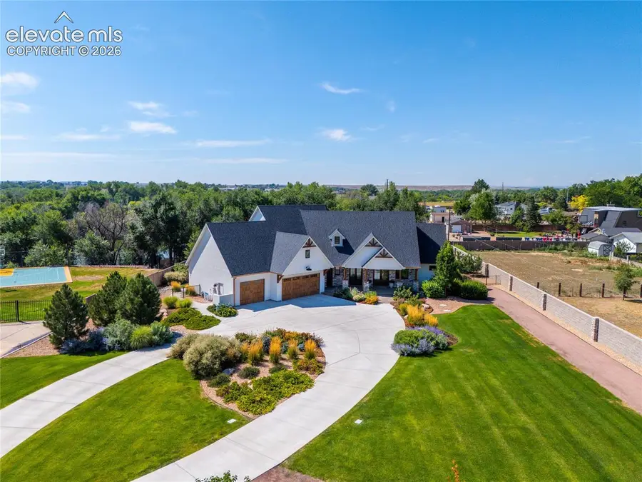 1015 Gale Court, Pueblo, CO 81006 - #2