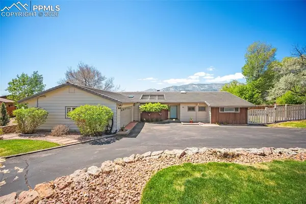 40 Friendship Lane, Colorado Springs, CO 80904