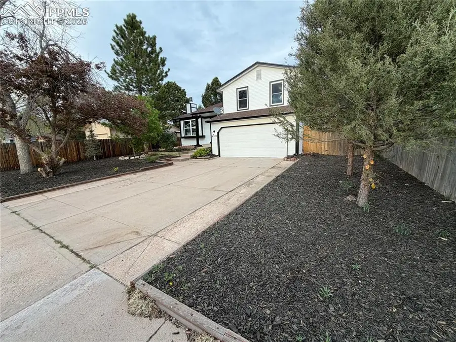 4522 Lancaster Drive, Colorado Springs, CO 80916 - #3