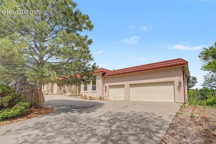 370 Oakhurst Lane, Colorado Springs, CO 80906 - #2