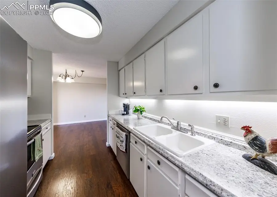 411 Lakewood Circle #B1009, Colorado Springs, CO 80910 - #3