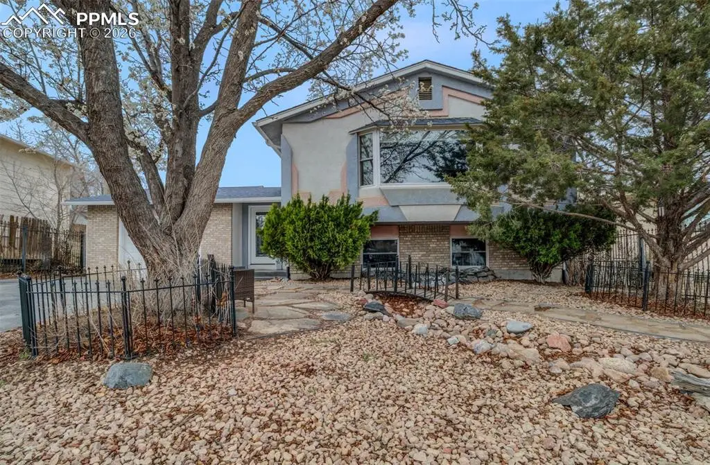 6920 Blue River Way, Colorado Springs, CO 80911 - Image #1