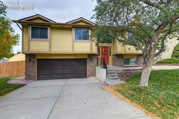 4835 W Old Farm Circle, Colorado Springs, CO 80917