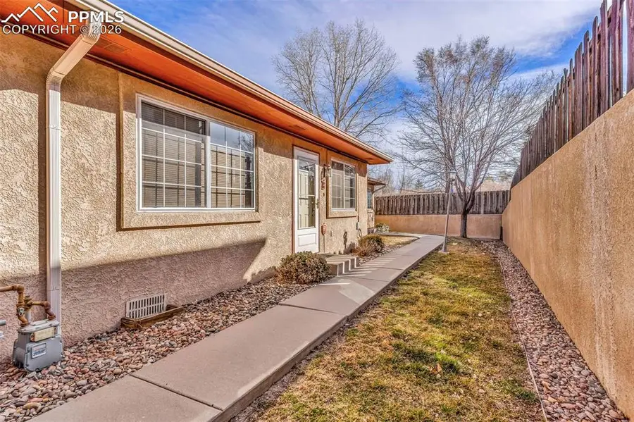 1512 E 21st Street #B, Pueblo, CO 81001 - #2