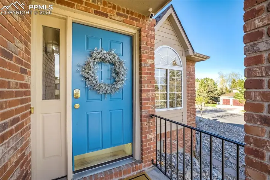 5910 Daltry Lane, Colorado Springs, CO 80906 - #2