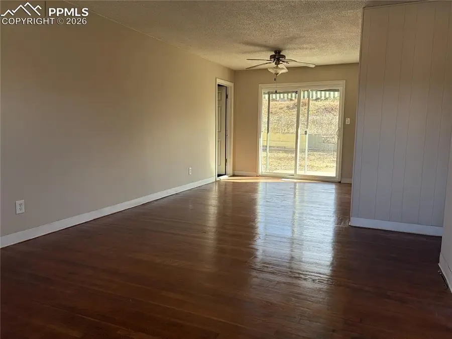 1109 Evergreen Drive, Colorado Springs, CO 80911 - Image #2