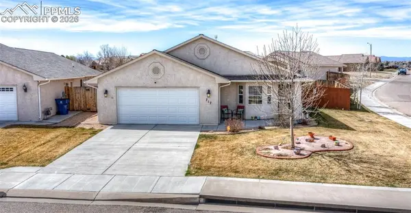 717 Edna Lane, Pueblo, CO 81005