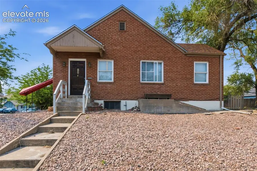 1217 N Greenwood Street, Pueblo, CO 81003 - #2