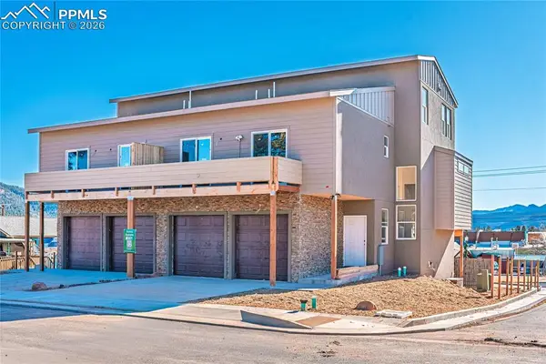 205 W Henrietta Avenue, Woodland Park, CO 80863