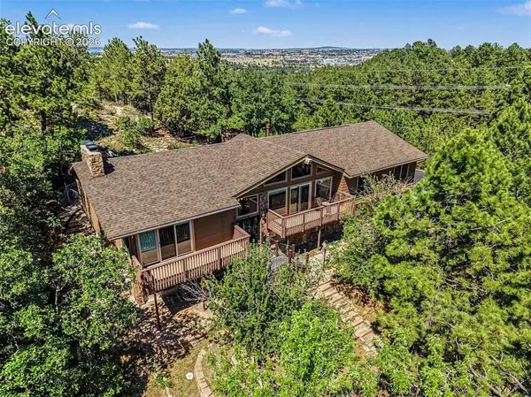 90 Buckeye Drive, Colorado Springs, CO 80919