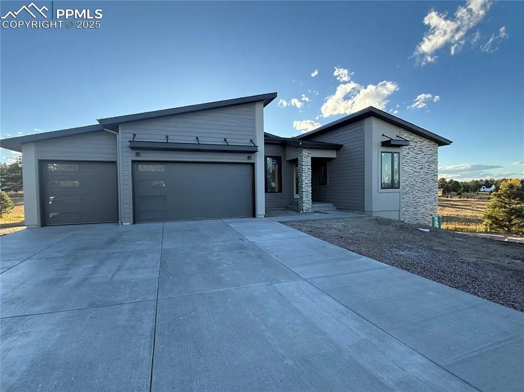 4010 Pinehurst Circle, Colorado Springs, CO 80908 - Image #1