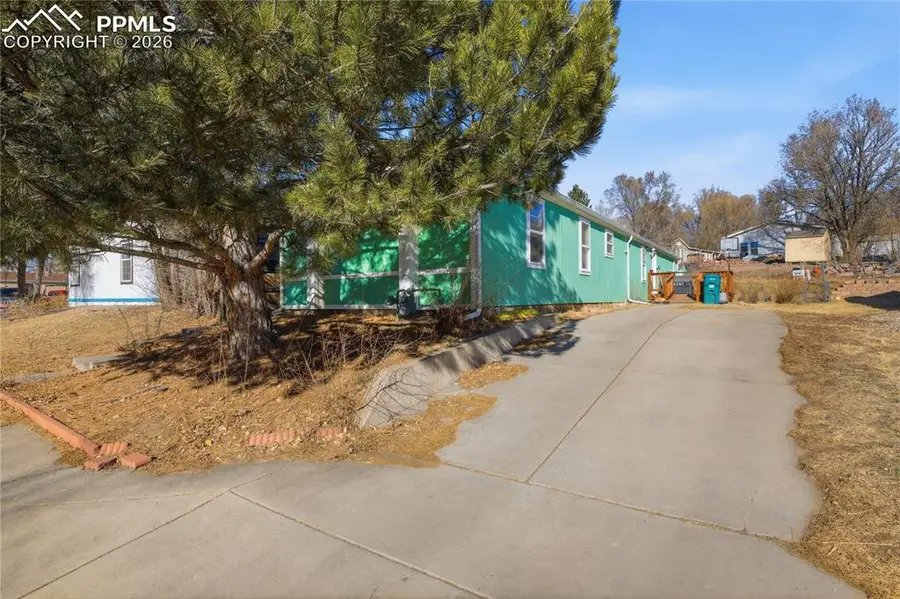 938 Desert Circle, Fountain, CO 80817 - #2