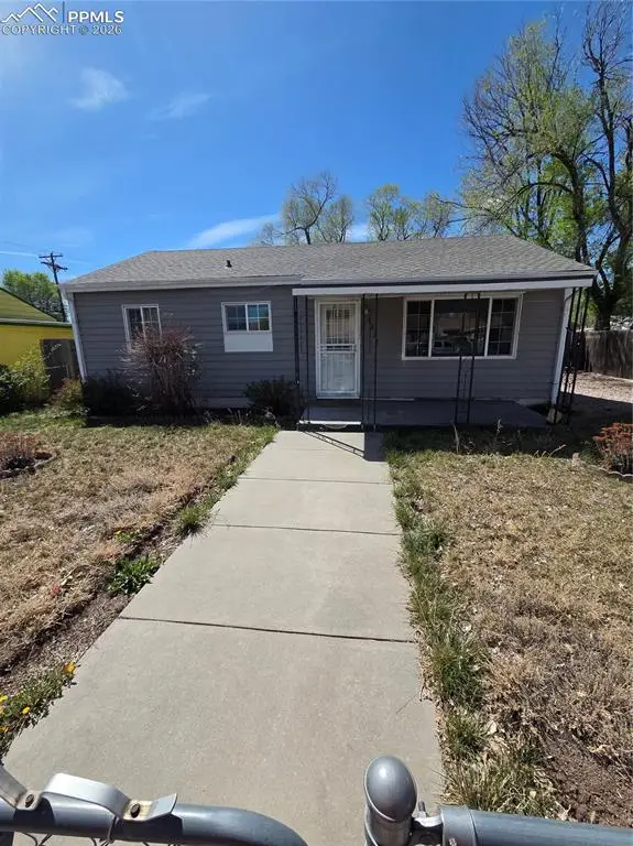 1221 Richards Avenue, Colorado Springs, CO 80904