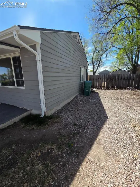 1221 Richards Avenue, Colorado Springs, CO 80904 - #2