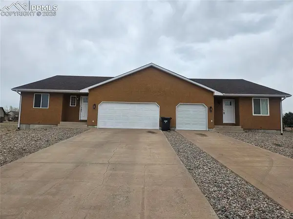 323-325 W Magpie Lane, Pueblo West, CO 81007