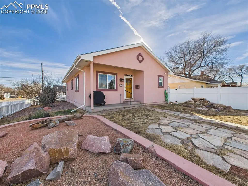 902 W 15th Street, Pueblo, CO 81003 - #1