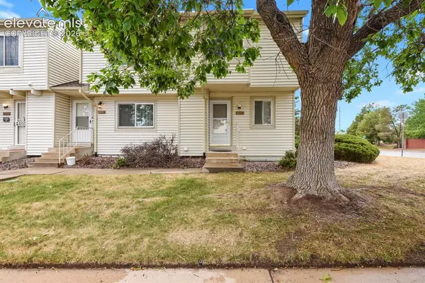 4290 S Mobile Circle #A, Aurora, CO 80013