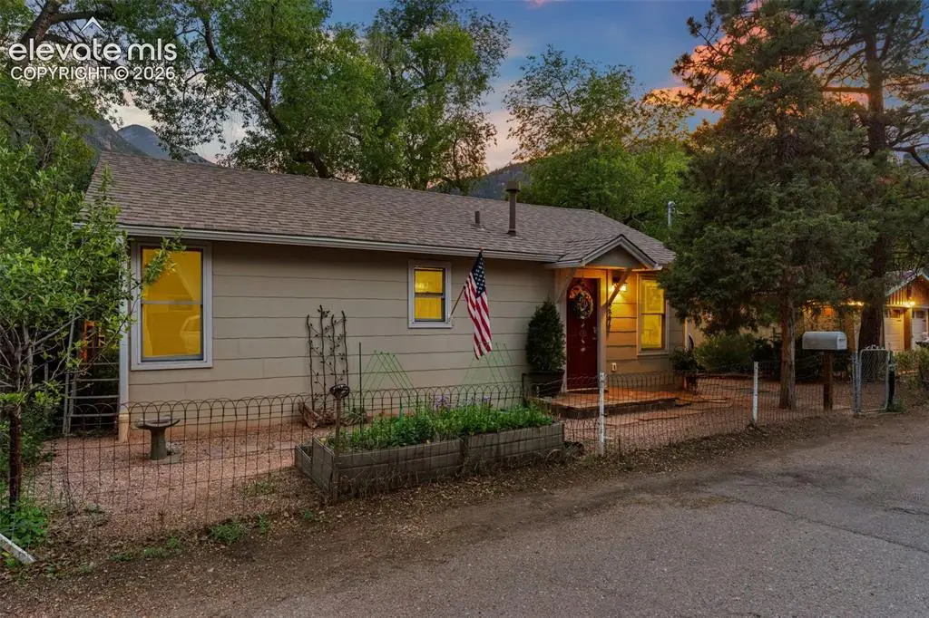 227 Pilot Knob Avenue, Manitou Springs, CO 80829 - #1