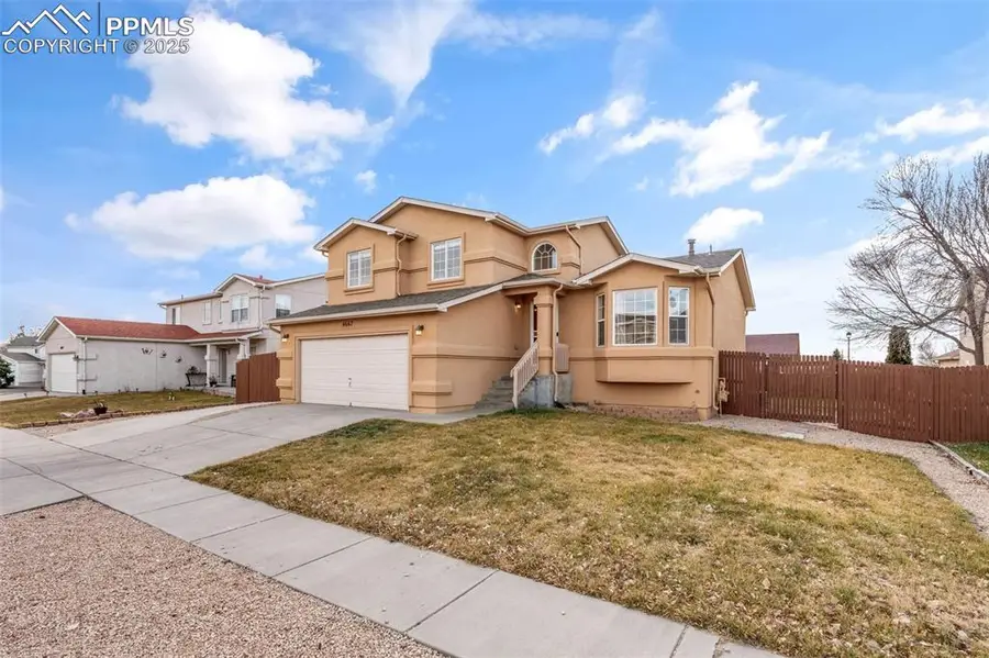 4667 Clinebell Lane, Colorado Springs, CO 80916 - Image #2