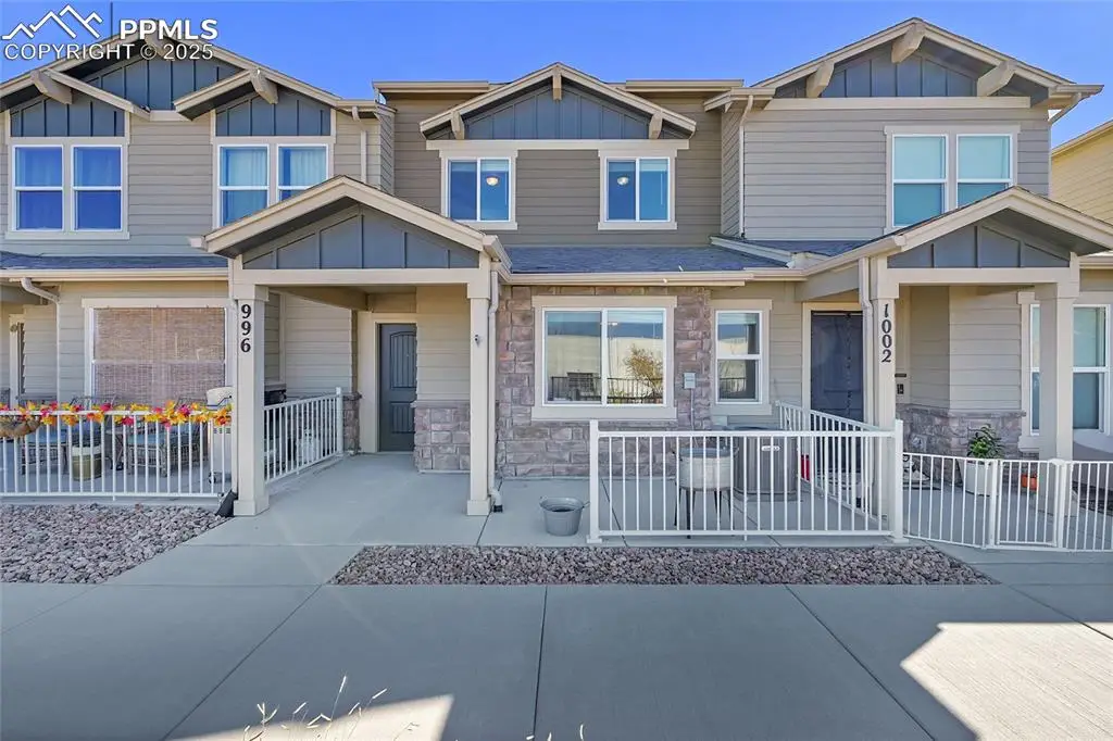 996 Petra Heights, Colorado Springs, CO 80916 - Image #1