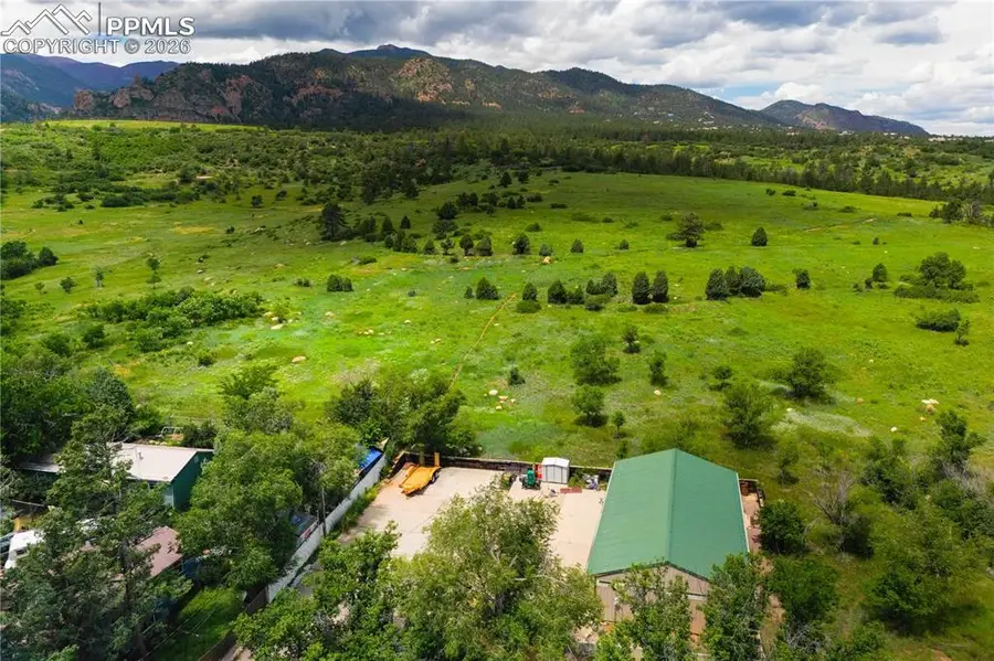 1414 Cheyenne Boulevard, Colorado Springs, CO 80906 - #3