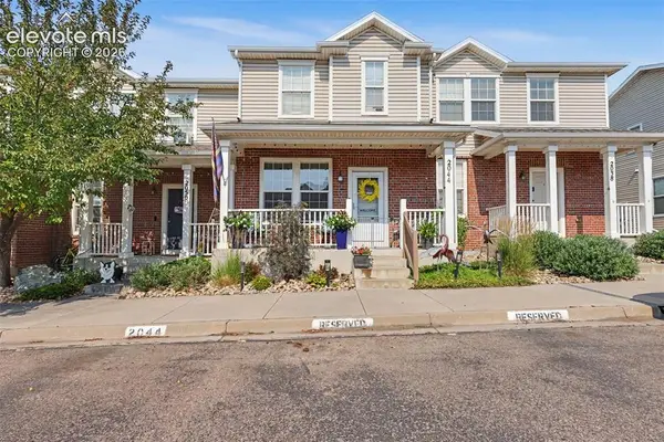 2044 Creekridge Point, Colorado Springs, CO 80910