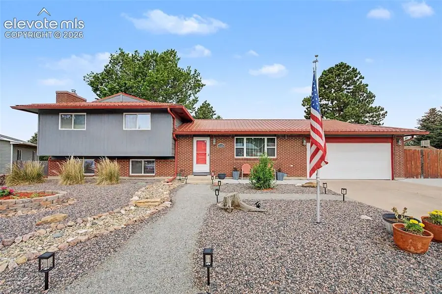 2110 Greenwich Circle, Colorado Springs, CO 80909 - #3