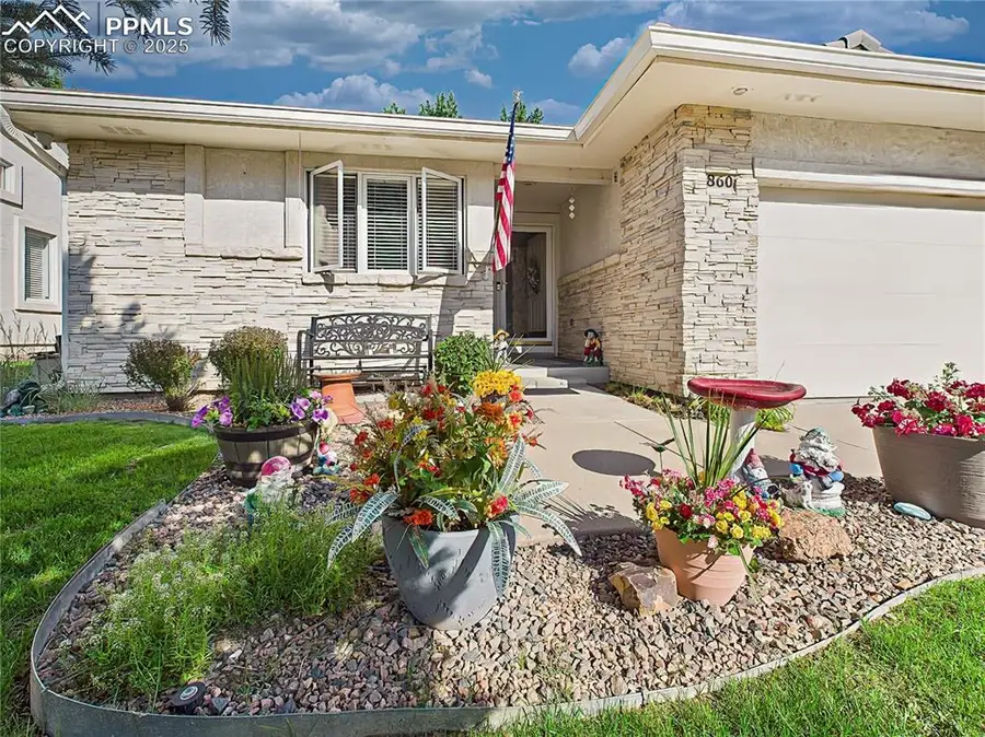 860 Loma Point, Colorado Springs, CO 80906 - Image #2