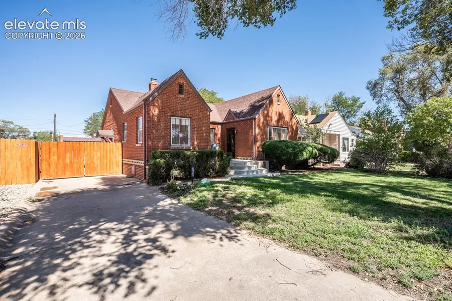319 Lincoln Street, Pueblo, CO 81004 - #2